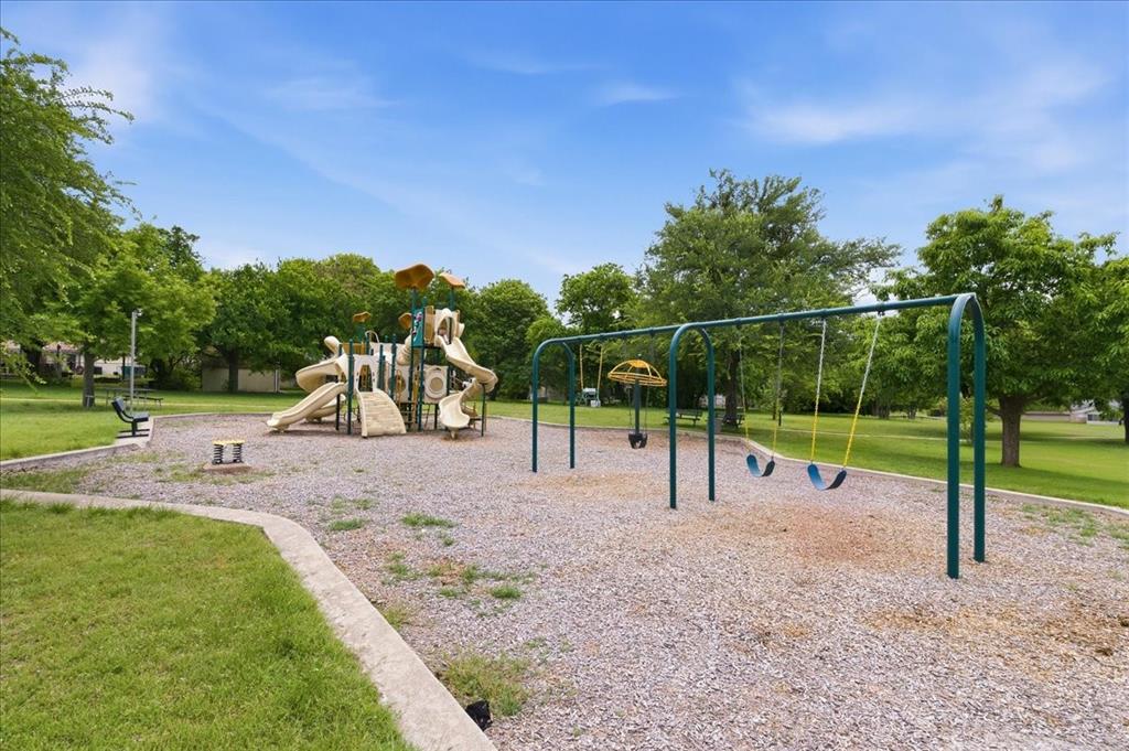 8325 Crosswind Drive Property Photo 35
