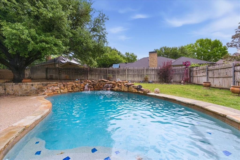 8325 Crosswind Drive Property Photo 37