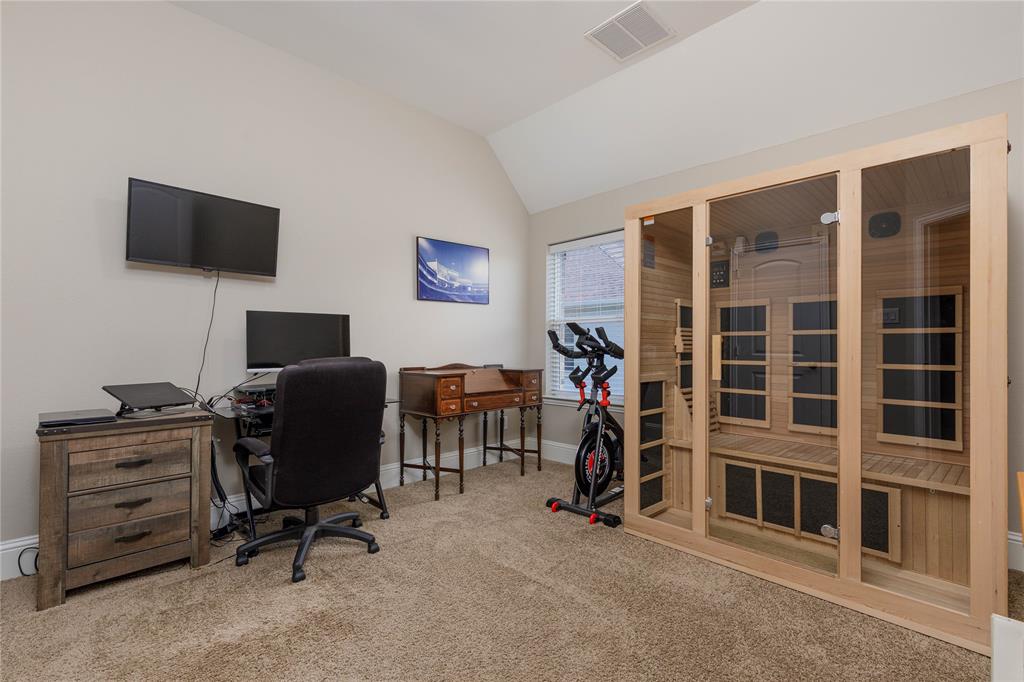 13888 Eleanor Avenue Property Photo 24