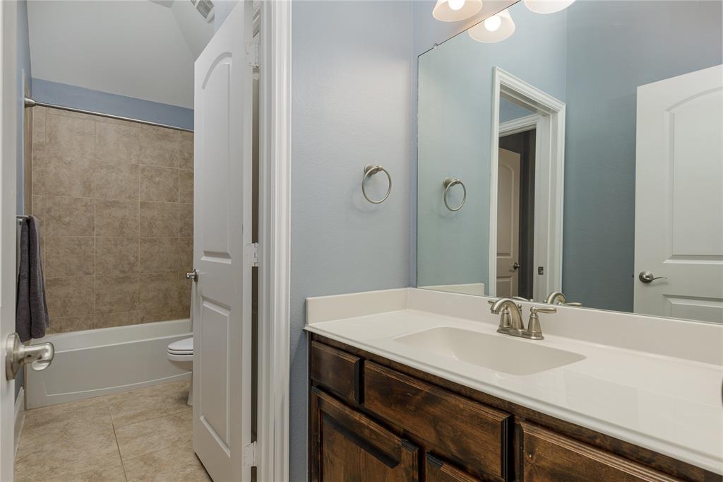 13888 Eleanor Avenue Property Photo 25