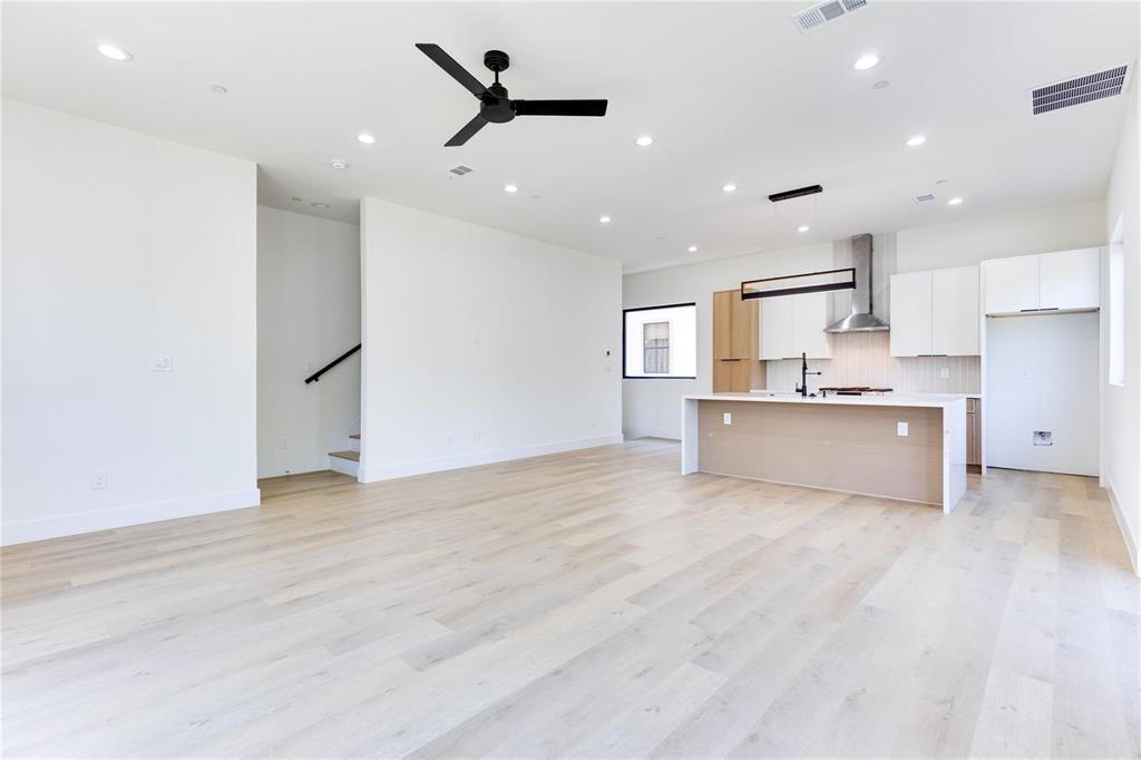 4206 Cabell Drive Property Photo 10