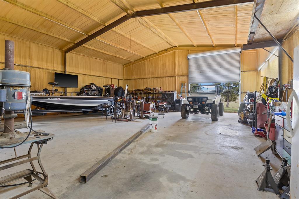 1018 County Road 4287 Property Photo 29