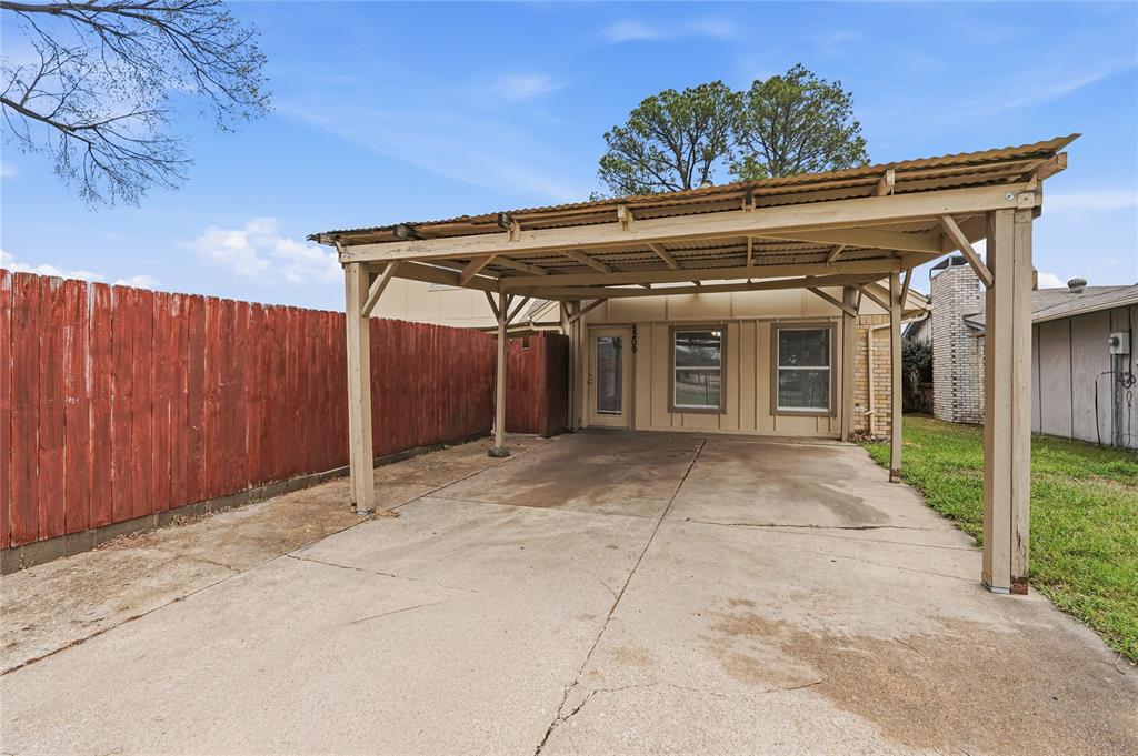 5209 Daytona Drive Property Photo 33