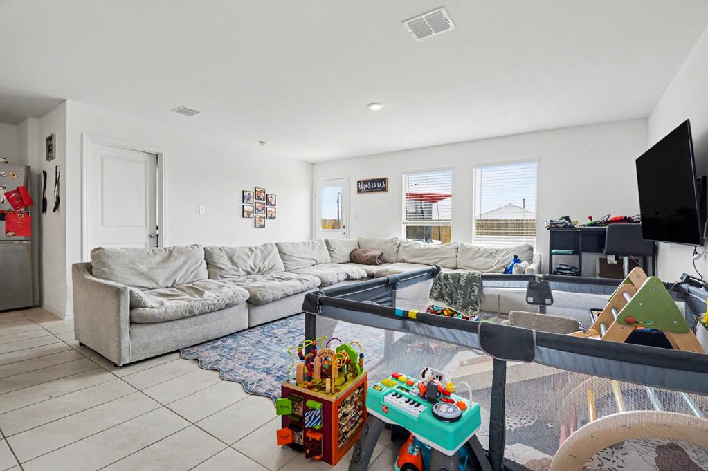 1711 High Perch Lane Property Photo 1