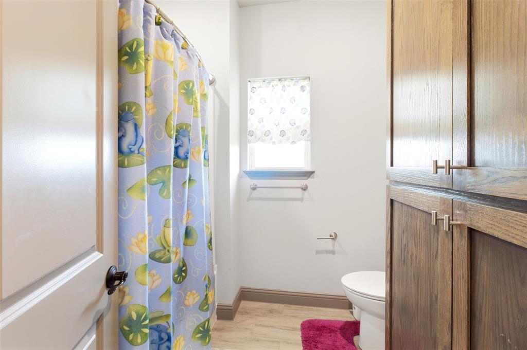 4299 County Road 1098 Property Photo 37