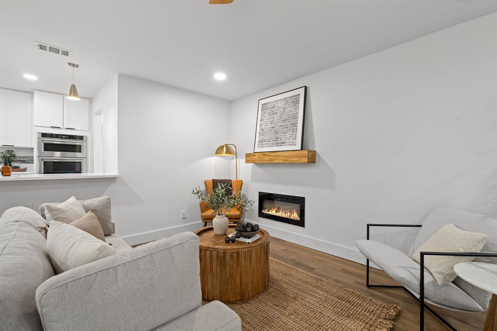 9342 Springwater Drive Property Photo 18