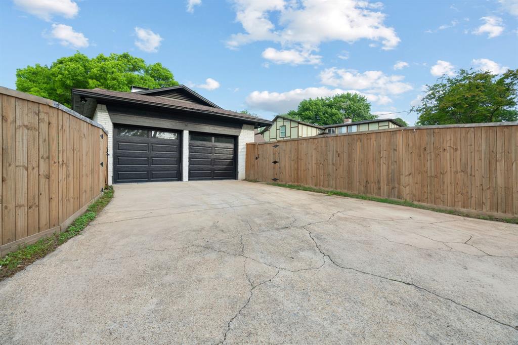 9342 Springwater Drive Property Photo 37