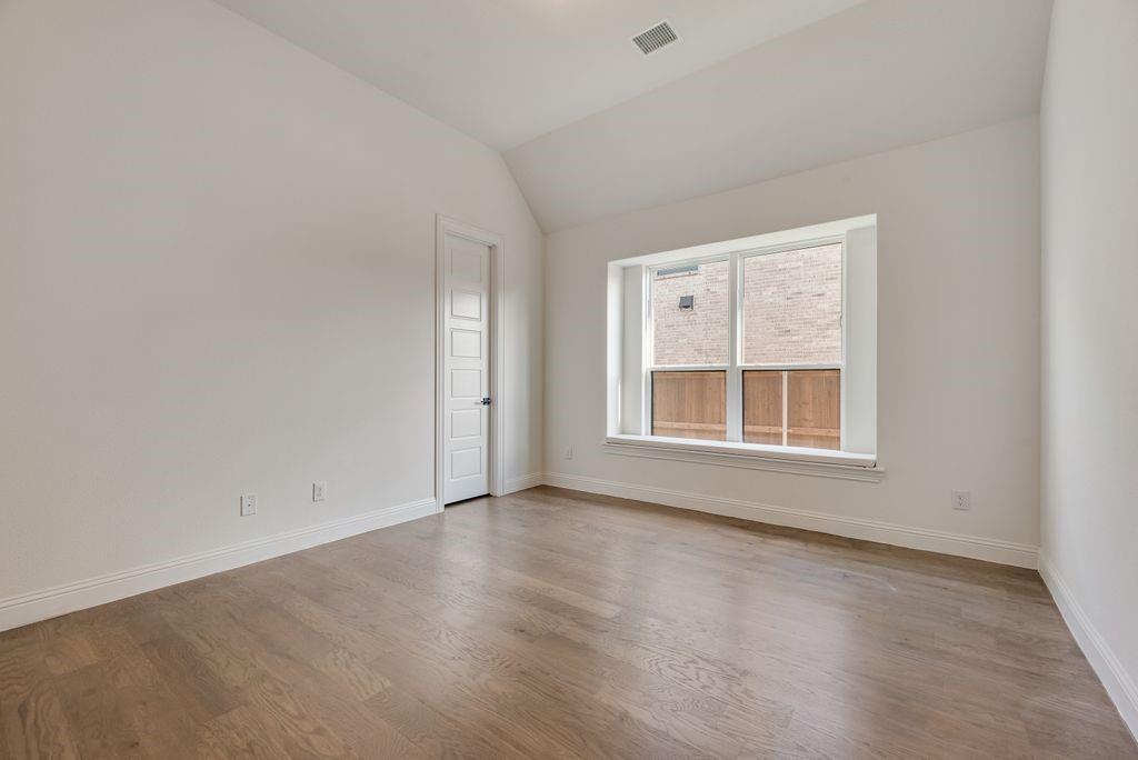 3501 Truro Street Property Photo 24