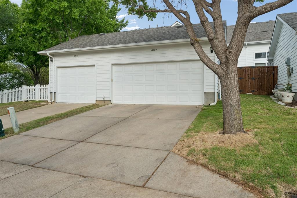 6204 Crescent Street Property Photo 30