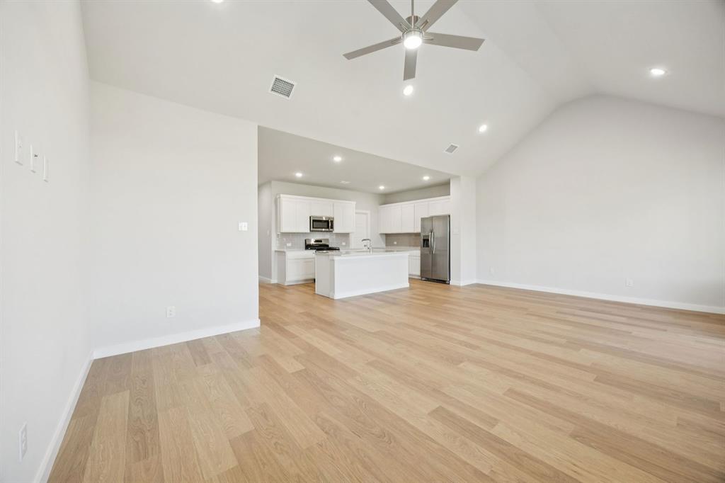 3914 Somerville Drive Property Photo 13