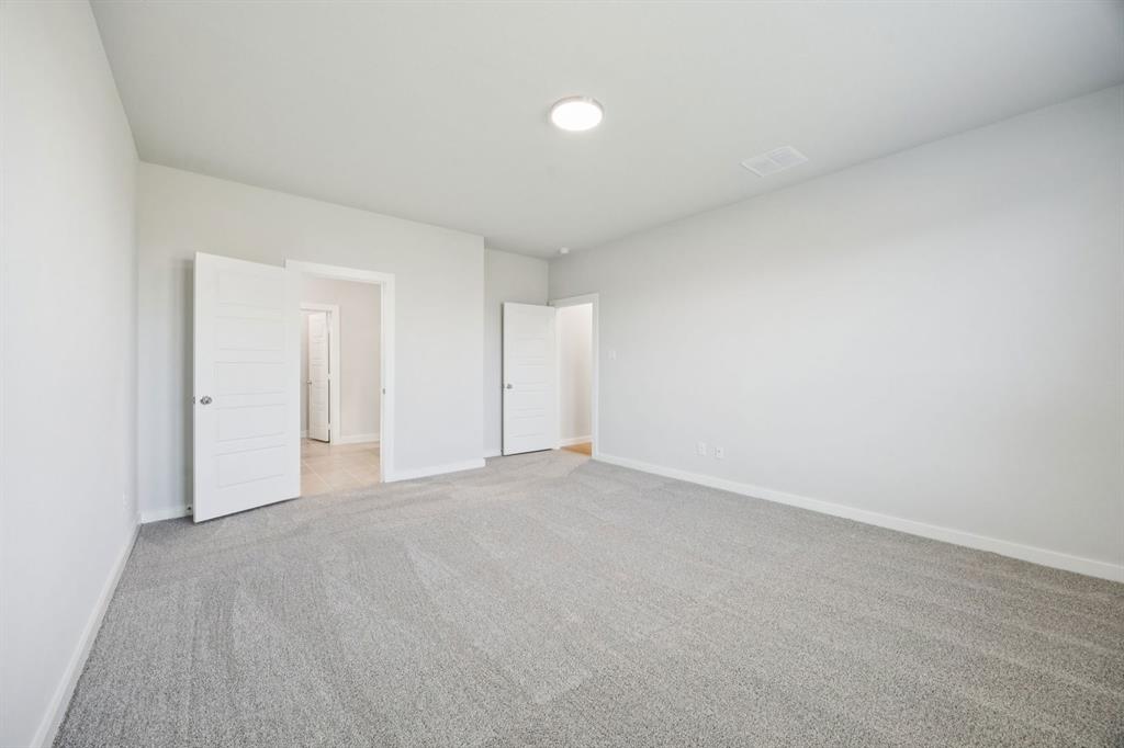 3914 Somerville Drive Property Photo 15