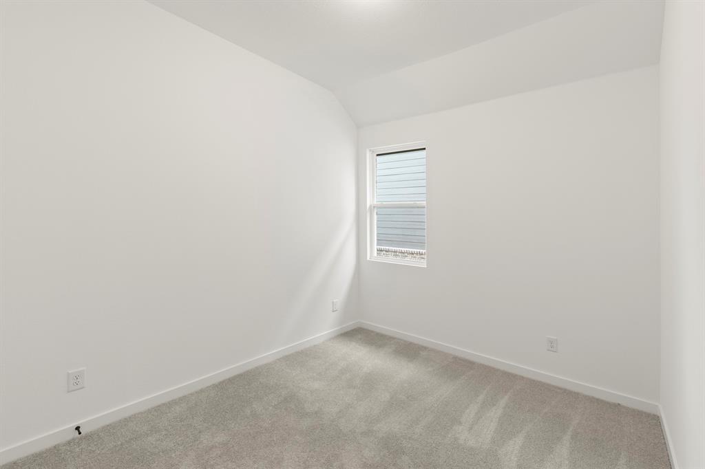 1512 Eagle Meadow Trail Property Photo 5