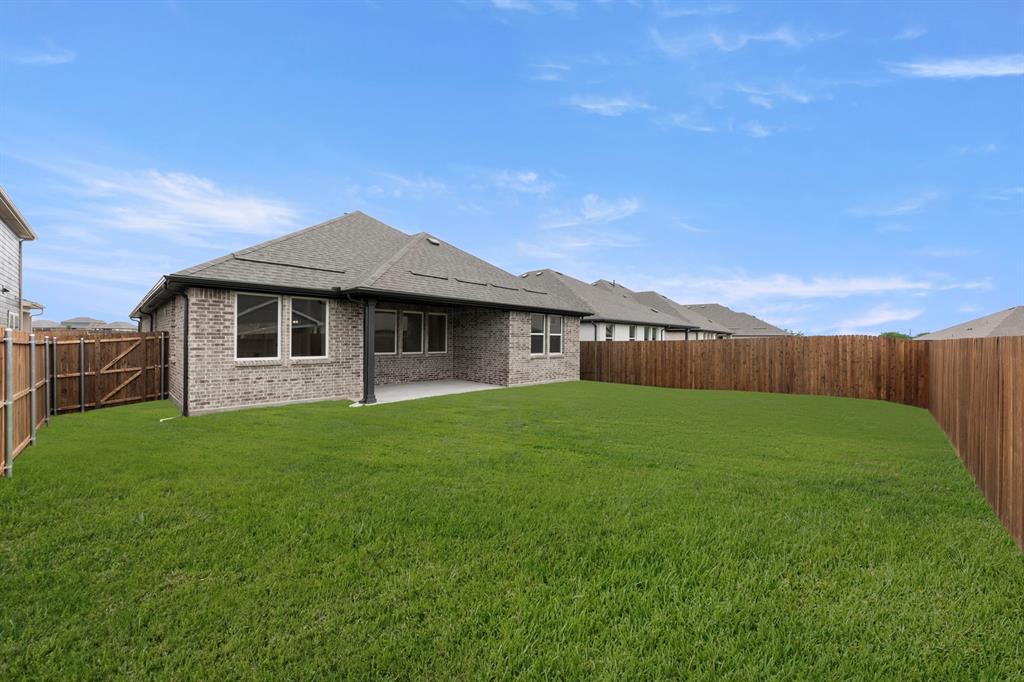 1512 Eagle Meadow Trail Property Photo 28