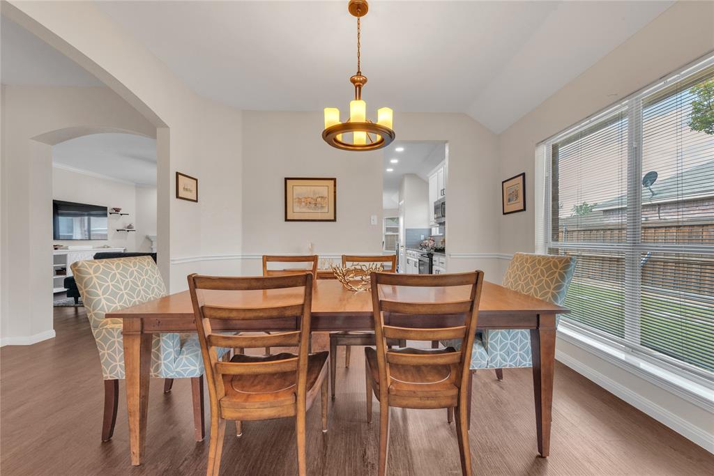 10109 Bent Tree Drive Property Photo 8