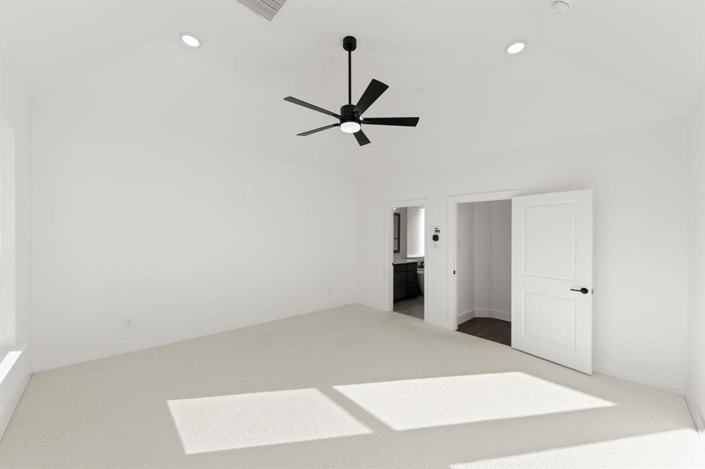 6300 Muller Creek Drive Property Photo 28