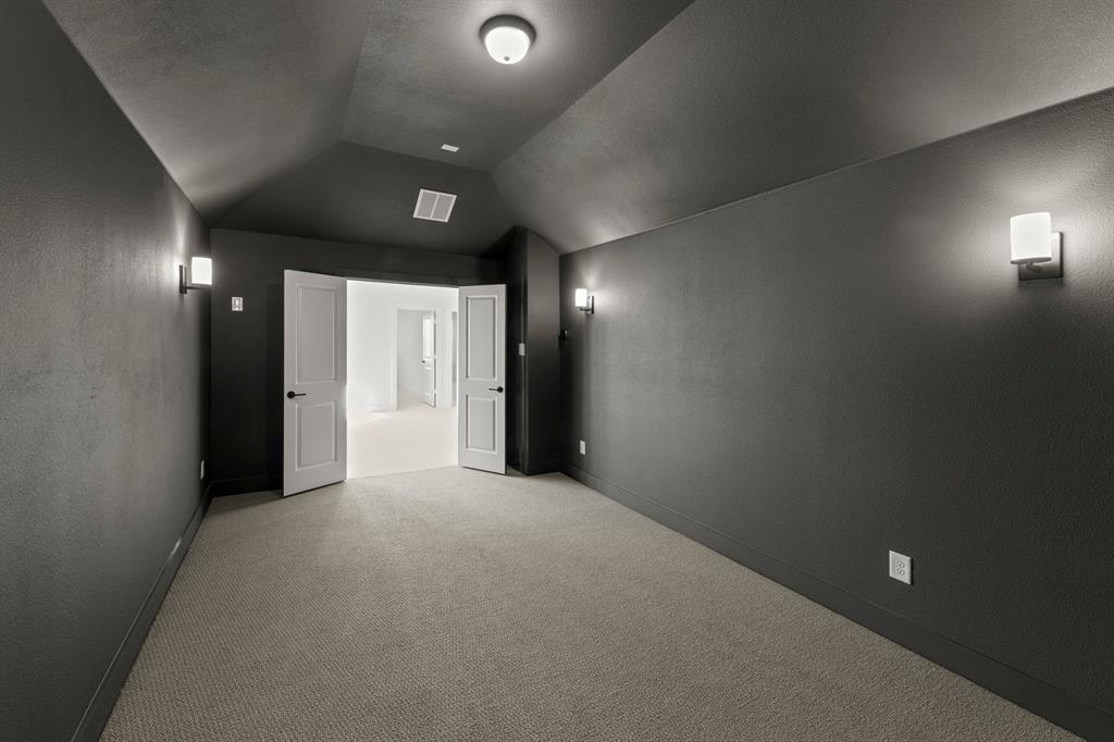 6300 Muller Creek Drive Property Photo 35