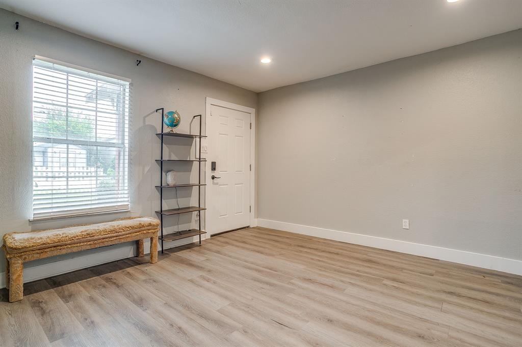 5517 Fletcher Avenue Property Photo 6