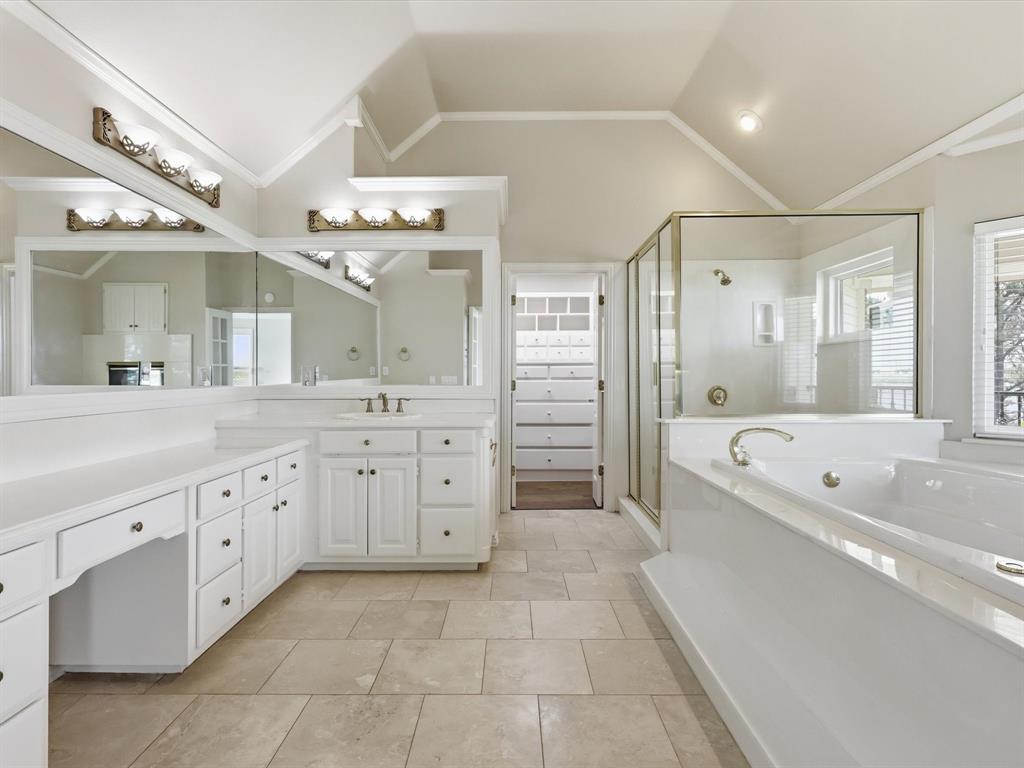 5815 Bay Club Drive Property Photo 21