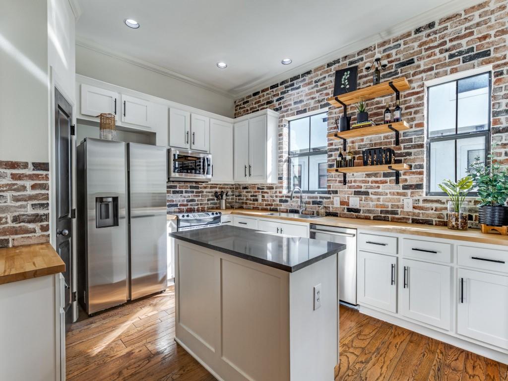 3124 Carmel Street Property Photo 5