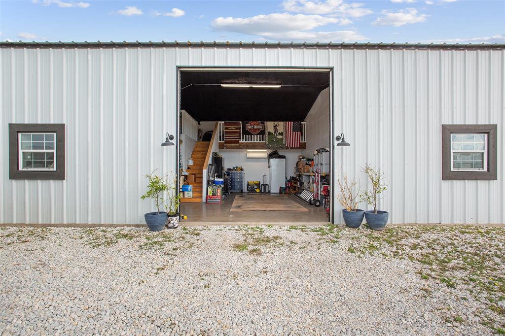 474 Private Road 305 Property Photo 38
