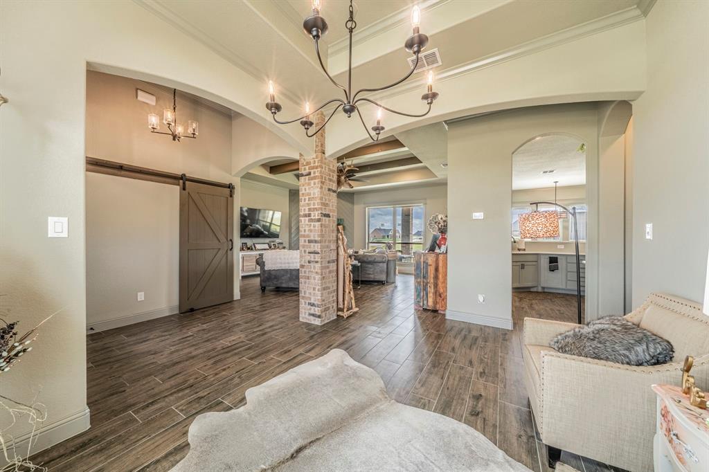 1072 Uplift Drive Property Photo 11