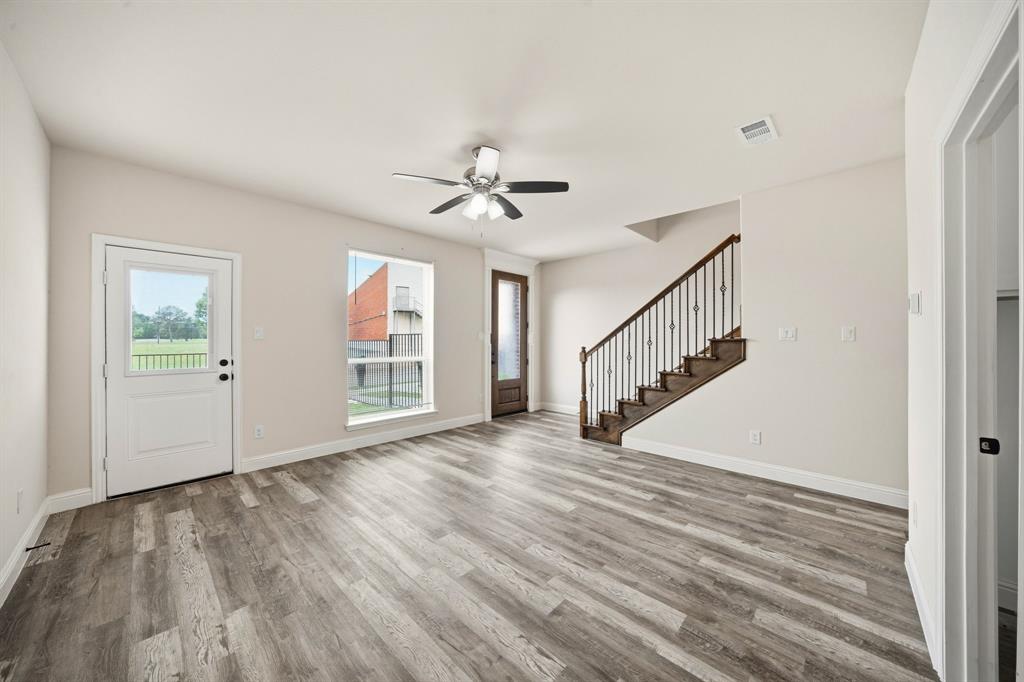 1609 Mignon Drive Property Photo 7