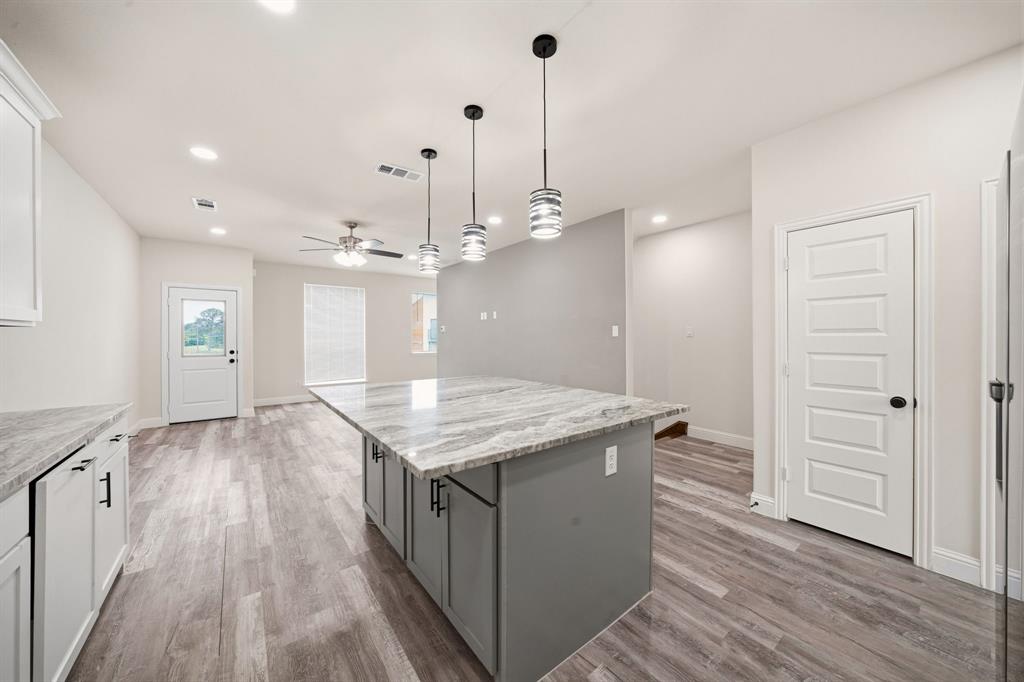 1609 Mignon Drive Property Photo 13
