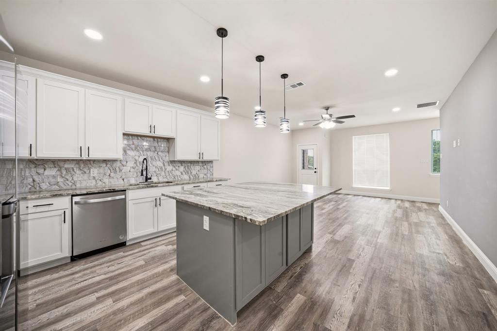 1609 Mignon Drive Property Photo 14