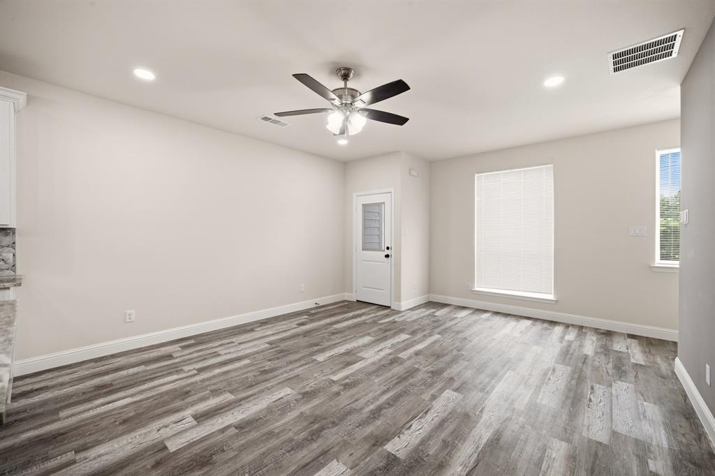 1609 Mignon Drive Property Photo 15