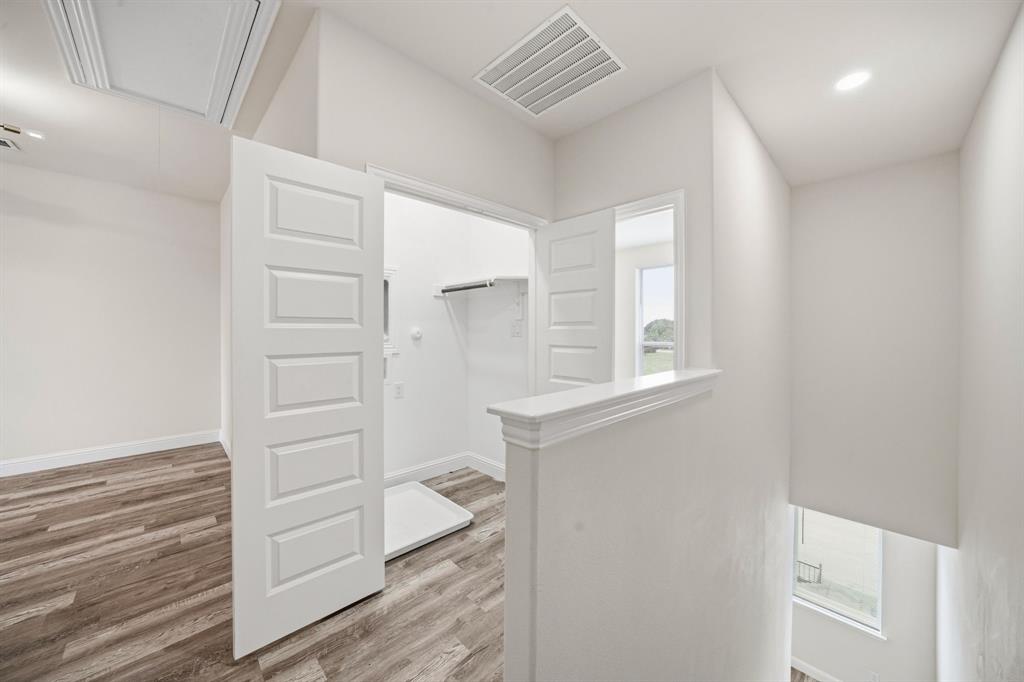 1609 Mignon Drive Property Photo 20