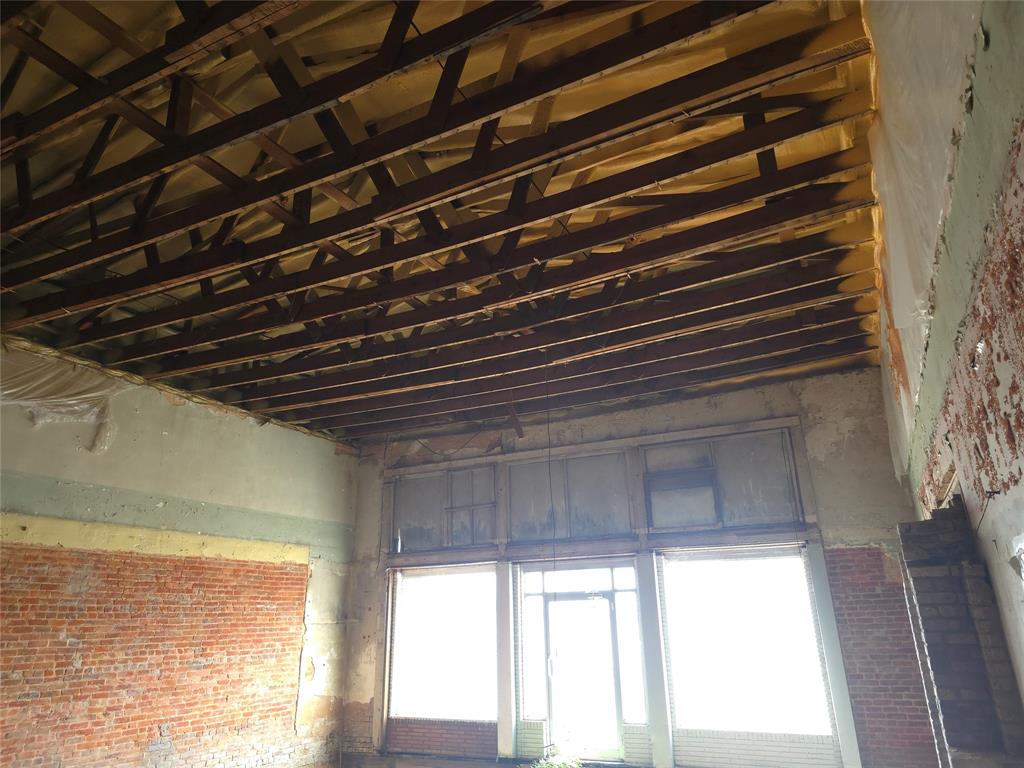 100 Webb Street Property Photo 13