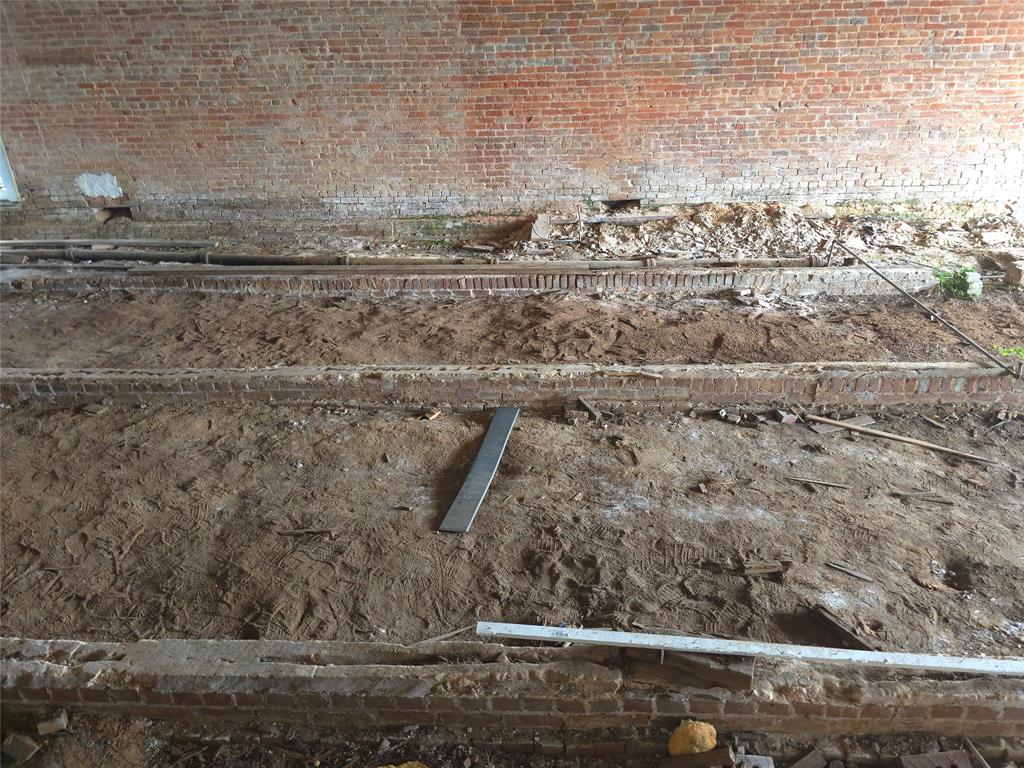 100 Webb Street Property Photo 14