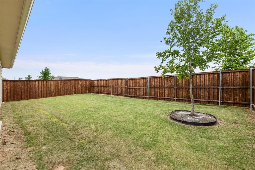 13041 Dawson Drive Property Photo 4