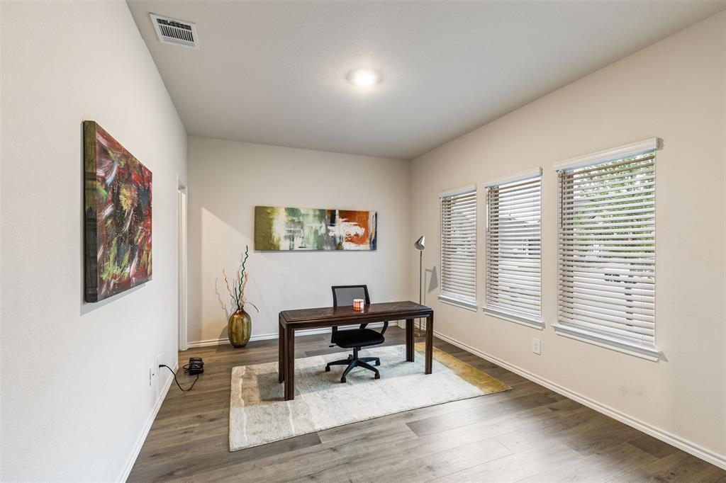 13041 Dawson Drive Property Photo 6