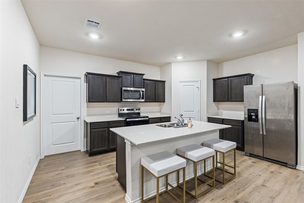 13041 Dawson Drive Property Photo 8