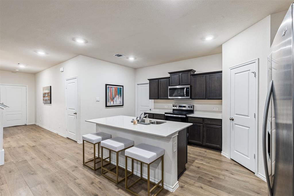 13041 Dawson Drive Property Photo 9
