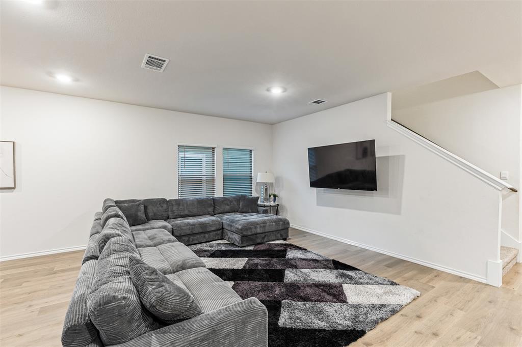 13041 Dawson Drive Property Photo 15