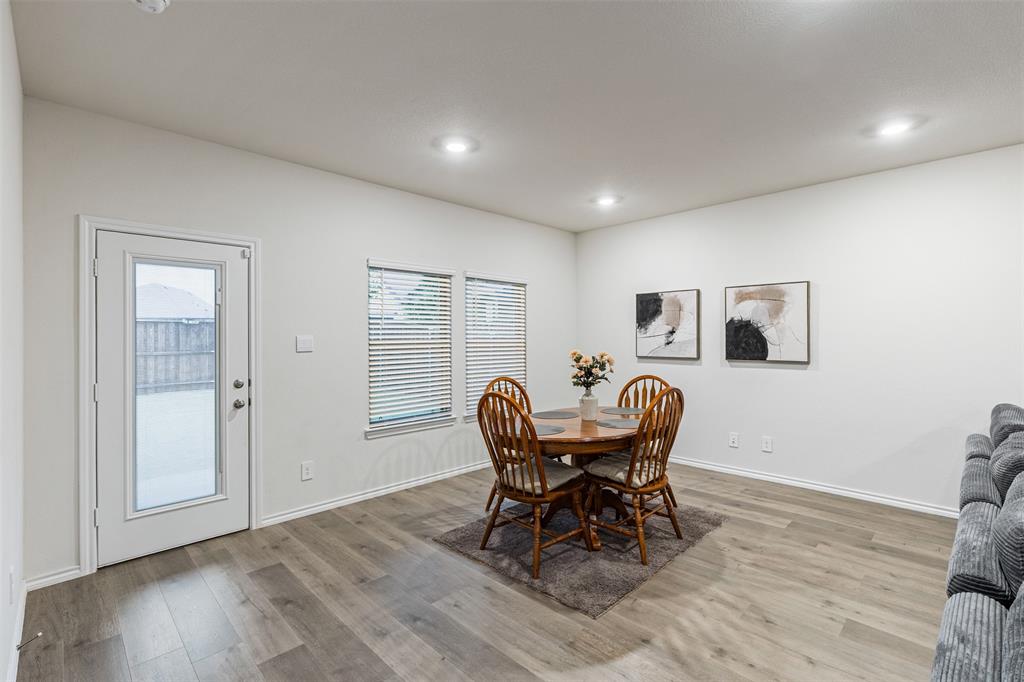 13041 Dawson Drive Property Photo 17