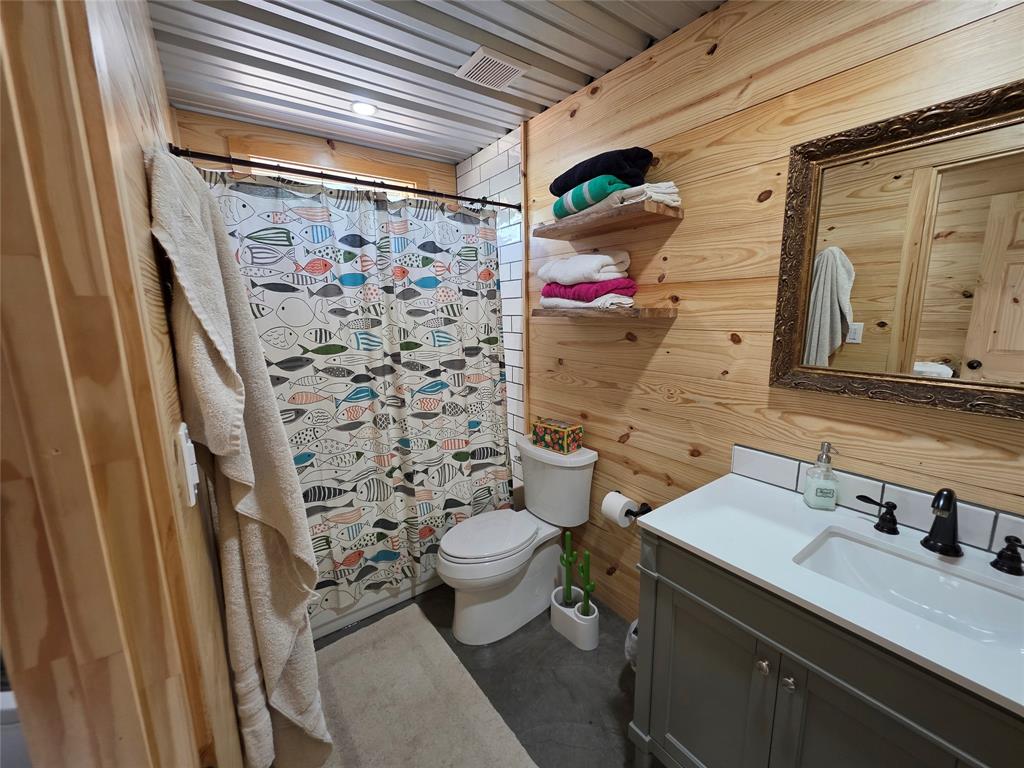 3925 County Road 216 Property Photo 14