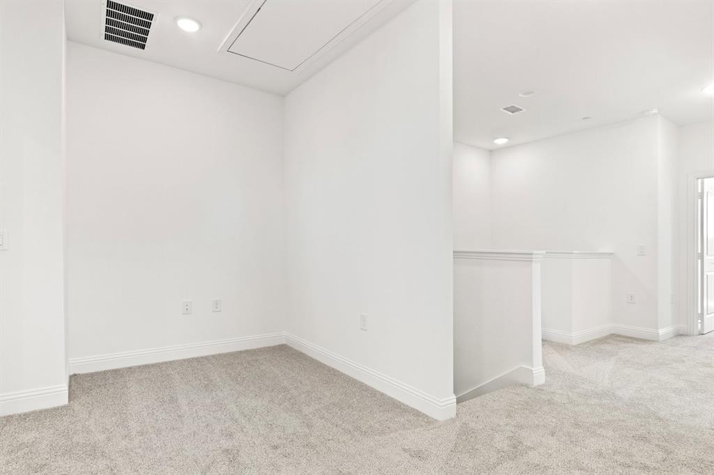 1200 Armstrong Property Photo 15
