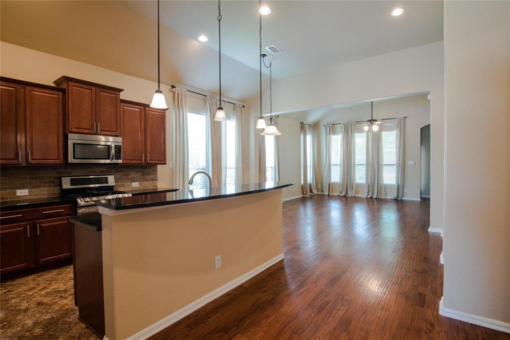 5112 Sweetgum Court Property Photo 3