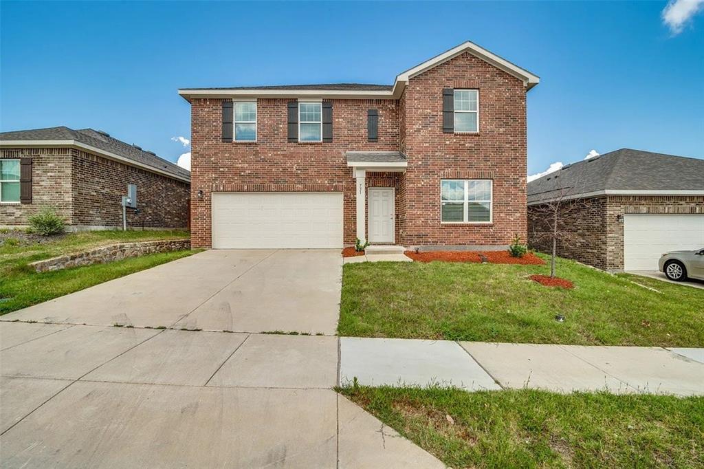731 Yorkshire Drive Property Photo 1