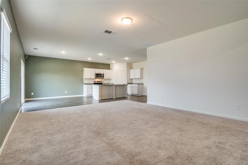 731 Yorkshire Drive Property Photo 26