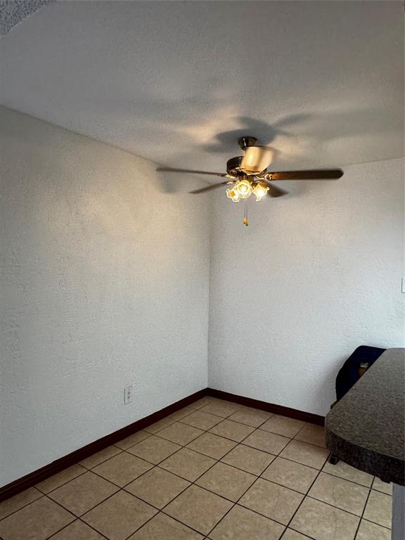 7152 Fair Oaks Avenue 2087 Property Photo 6