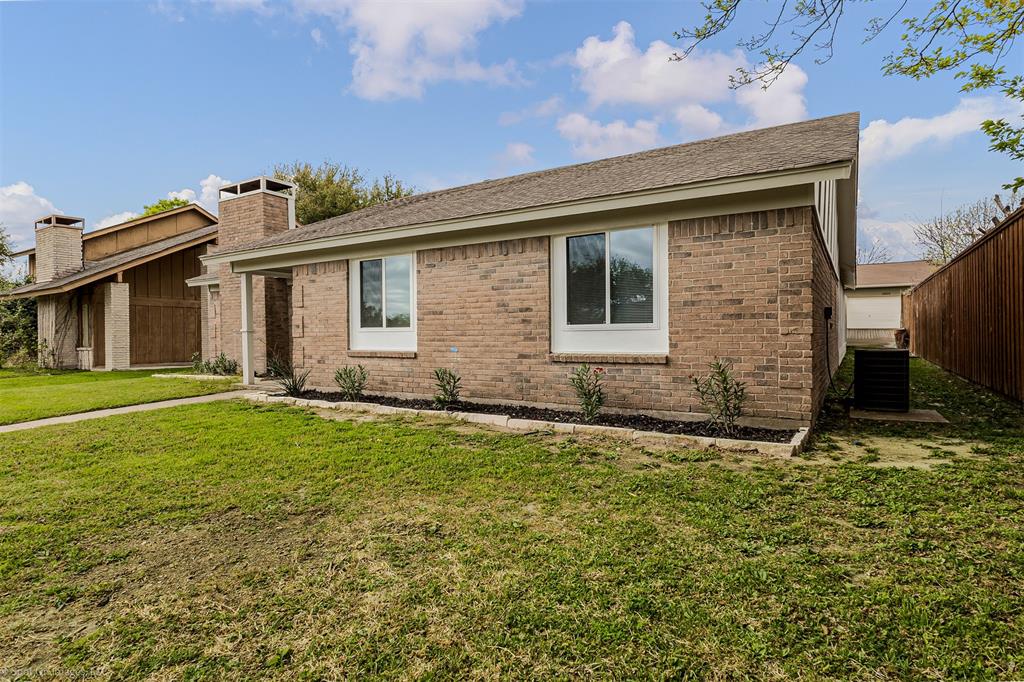 3628 Blossom Trail Property Photo 3