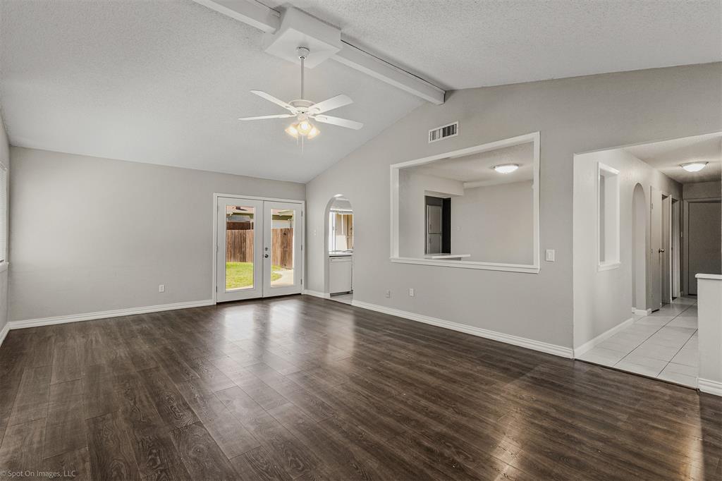 3628 Blossom Trail Property Photo 8