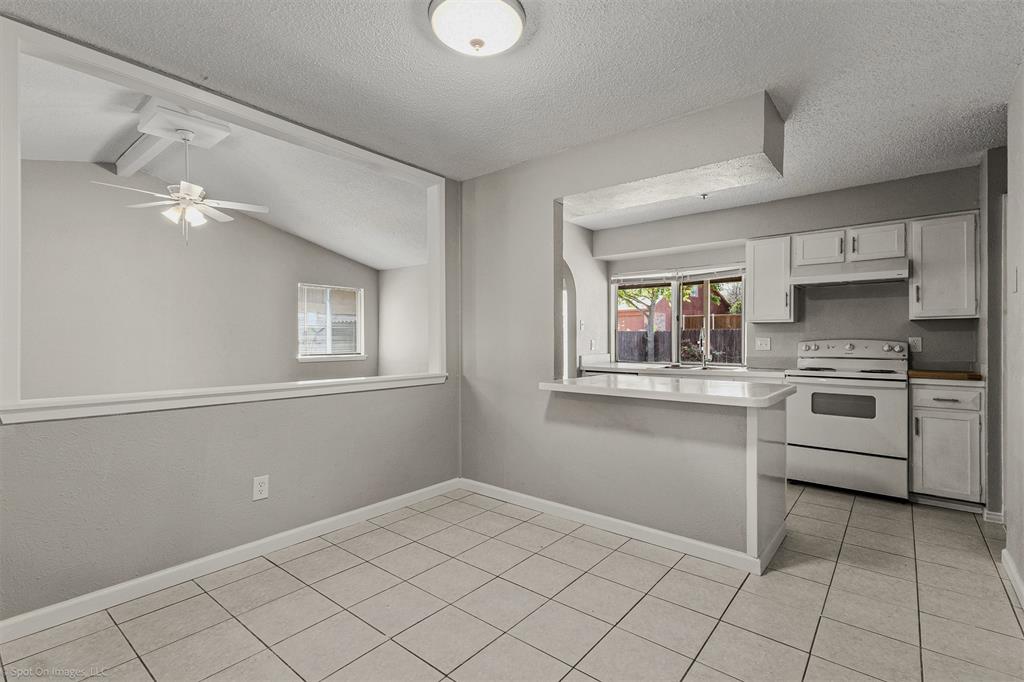 3628 Blossom Trail Property Photo 15