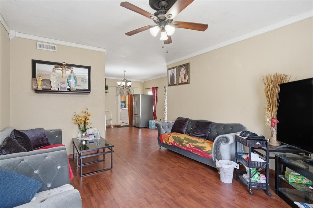 2719-2721 Parrott Avenue Property Photo 4