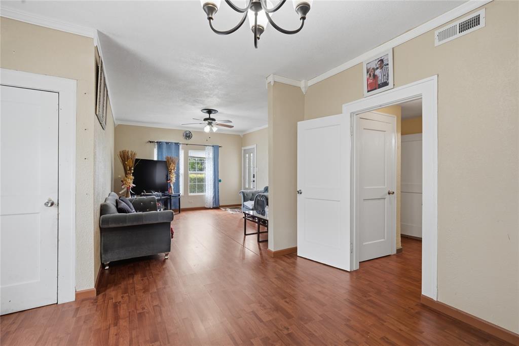 2719-2721 Parrott Avenue Property Photo 10