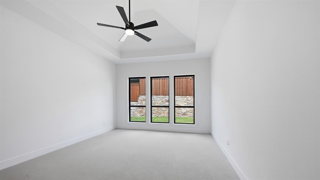 1944 Lowland Drive Property Photo 11